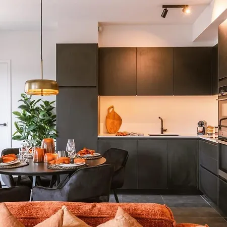 Casiola - Cozy A Stone's Throw From The Apartment *