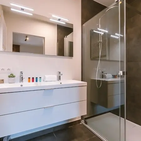 Casiola - Cozy A Stone's Throw From The Apartment Ostende