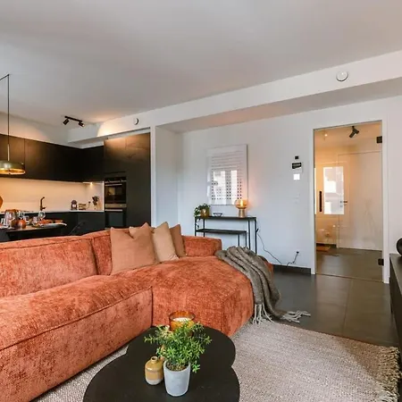Apartmán Casiola - Cozy A Stone's Throw From The *